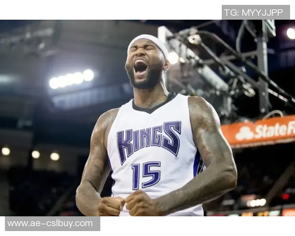 阿夫迪亚表现平平14投仅中5罚球命中率尚可贡献17分7板7助但正负值惨淡