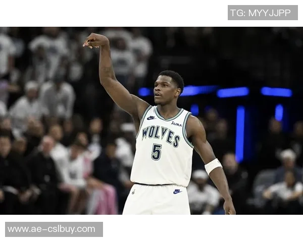 爱德华兹近期表现惊艳场均313分助球队争胜状态火热